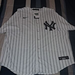 Nike White and Blue Striped New York Yankee Jersey